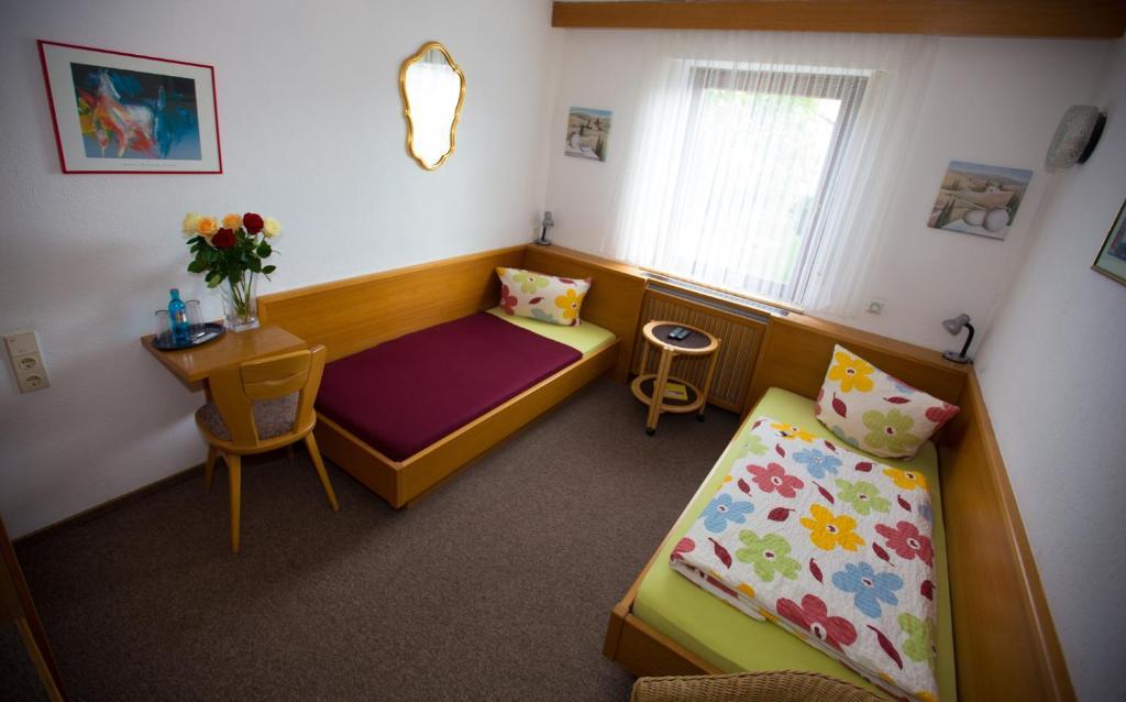 Hotel Erzhausener Hof Zimmer foto